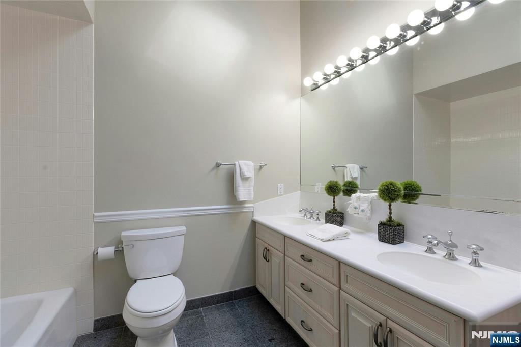 78 Apple Ridge Road Woodcliff Lake, NJ 07677 - Photo 28 of 38
