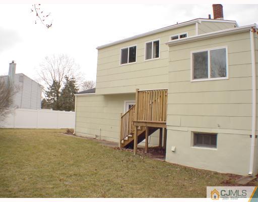 7 Barker Road Somerset, NJ 08873 - Photo 9 of 10