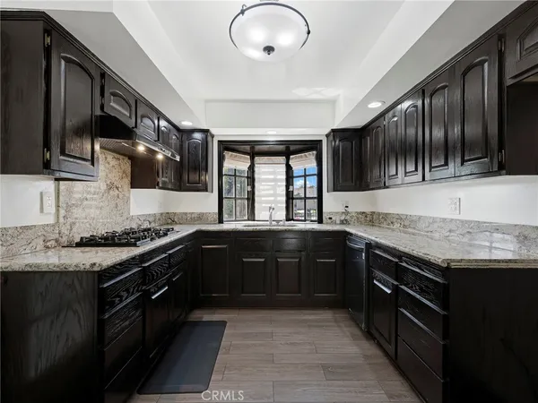 $5,500 | 10918 Reseda Boulevard, Porter Ranch, CA 91326