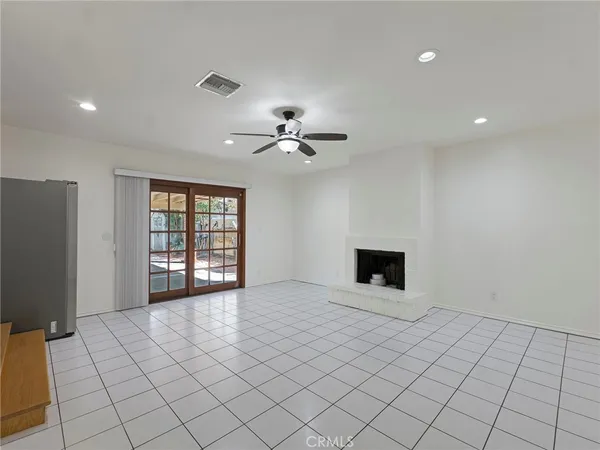 $5,500 | 10918 Reseda Boulevard, Porter Ranch, CA 91326