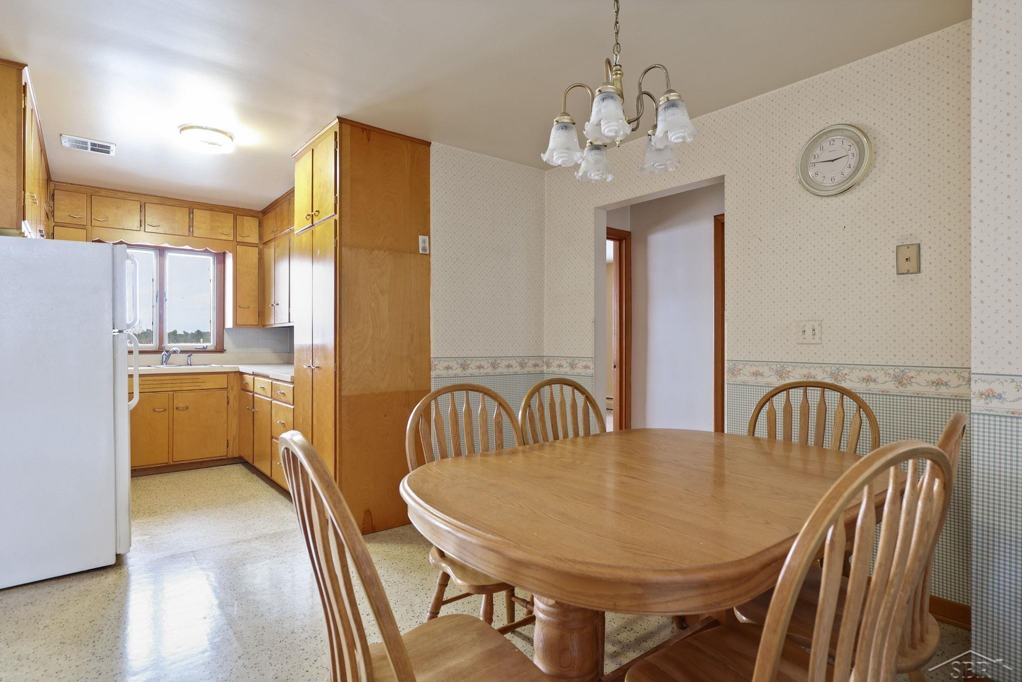 11245 North Evergreen Road Birch Run, MI 48415 - Photo 17 of 61 50129037-d3ca4f90-6814-4a9e-9f96-d19d3adfda28.JPG