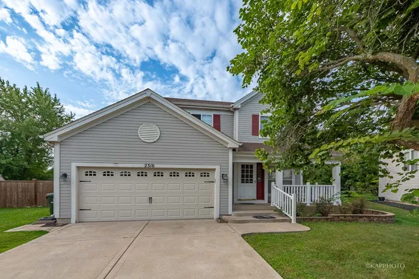 $3,200 | 2316 Periwinkle Court, Naperville, IL 60540