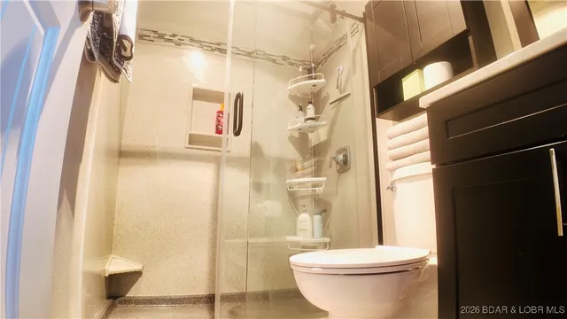 $279,000 | 33 Crow Court, Unit 2E, Lake Ozark, MO 65049