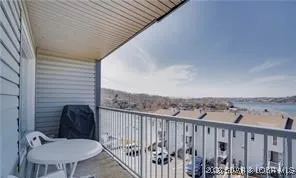 $279,000 | 33 Crow Court, Unit 2E, Lake Ozark, MO 65049