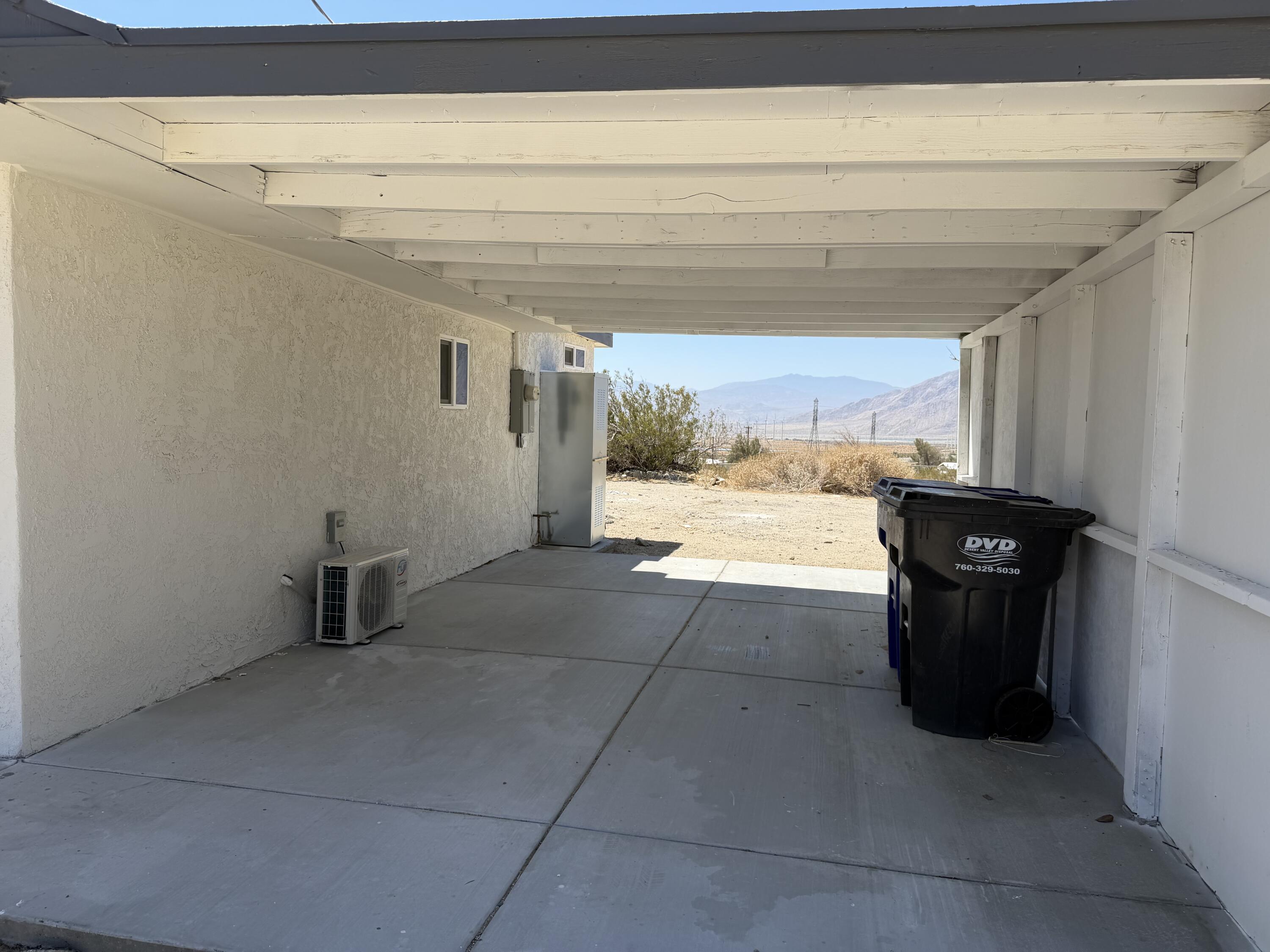 15236 Painted Hills Road Whitewater, CA 92282 - Photo 4 of 39 32