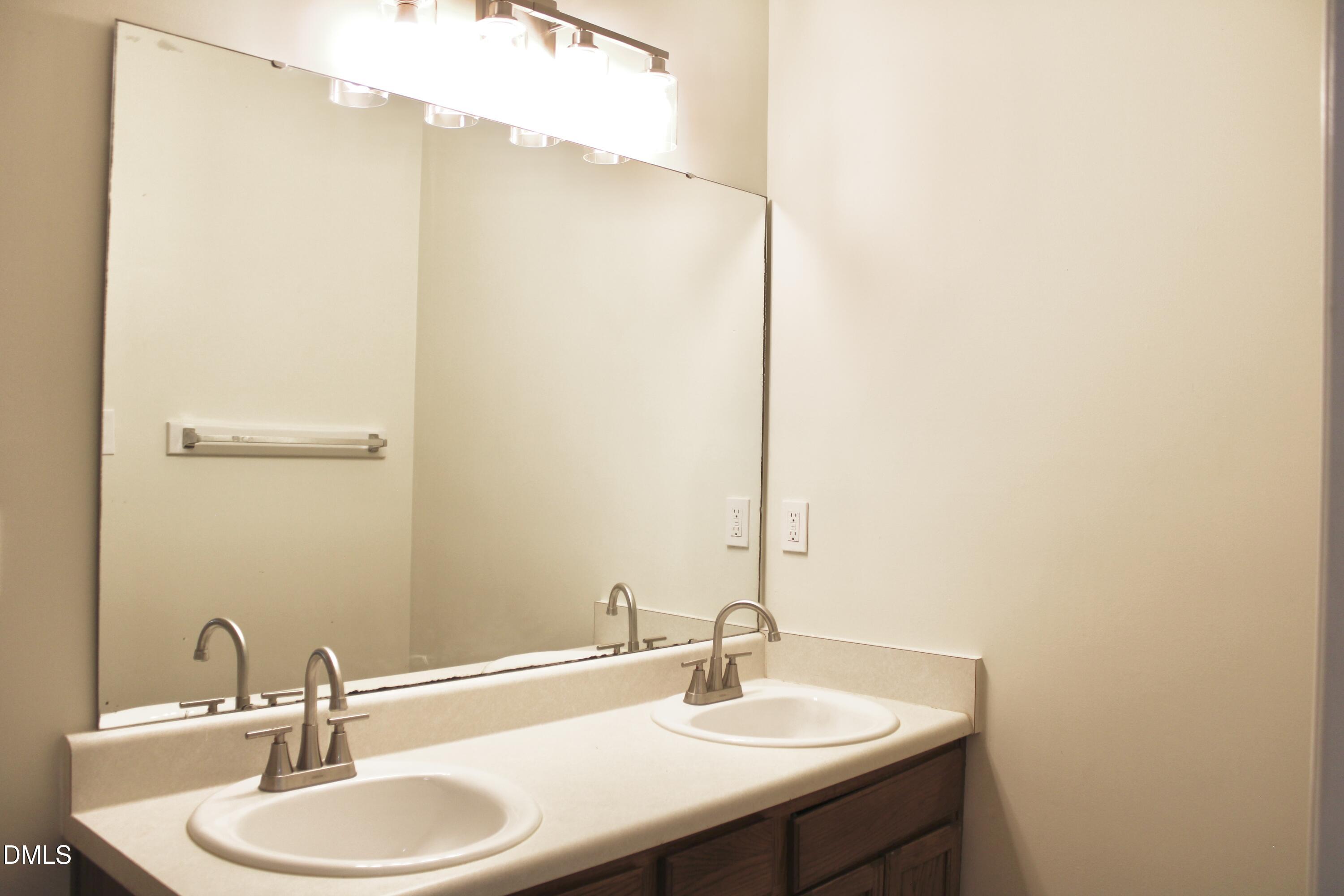 4213 Tensity Drive Raleigh, NC 27604 - Photo 21 of 32 21