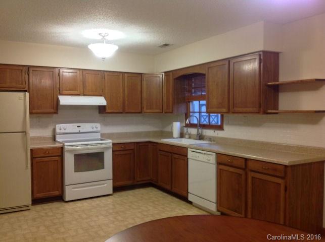 409 Eubanks Road Monroe, NC 28112 - Photo 7 of 11
