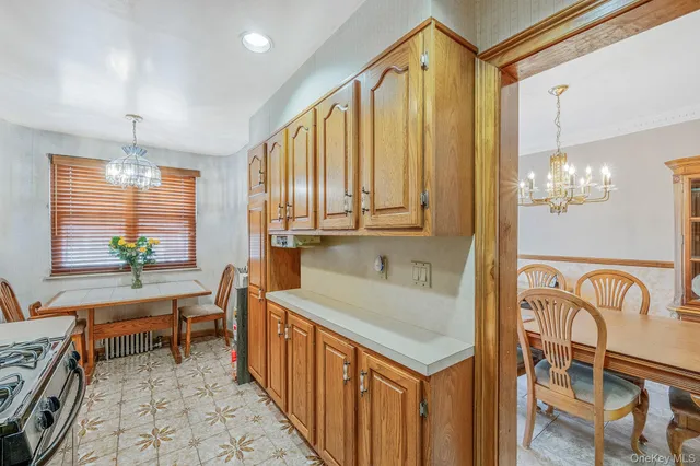 $910,000 | 60-51 71st Street | Maspeth