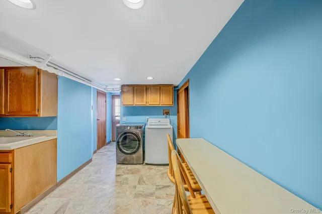 $910,000 | 60-51 71st Street | Maspeth