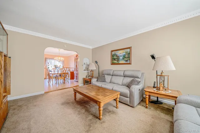 $910,000 | 60-51 71st Street | Maspeth