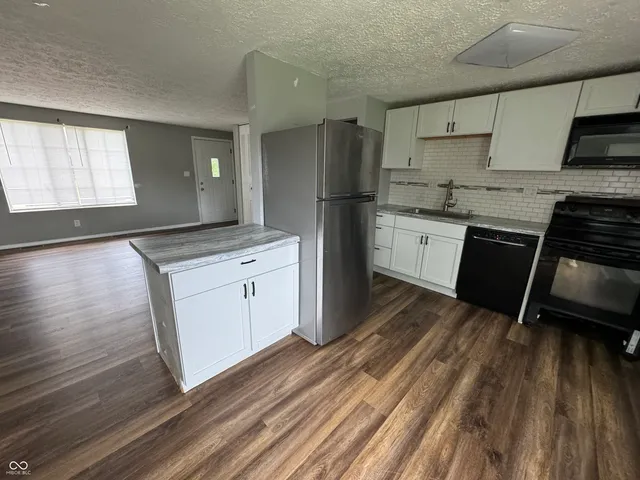 $1,650 | 5835 Pemberly Drive, Indianapolis, IN 46221