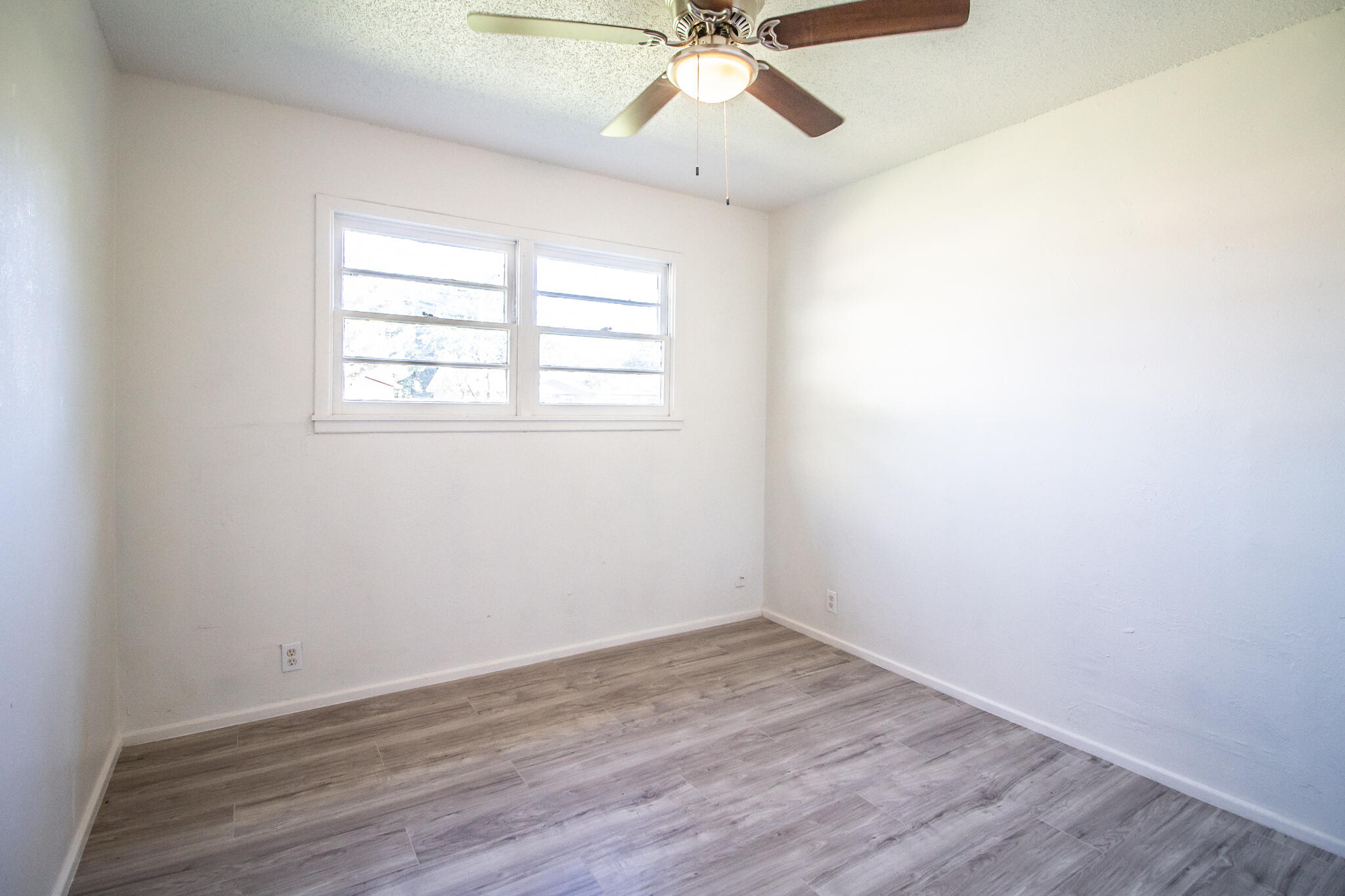 1921 73rd Street Lubbock, TX 79423 - Photo 12 of 13 IMG_1377