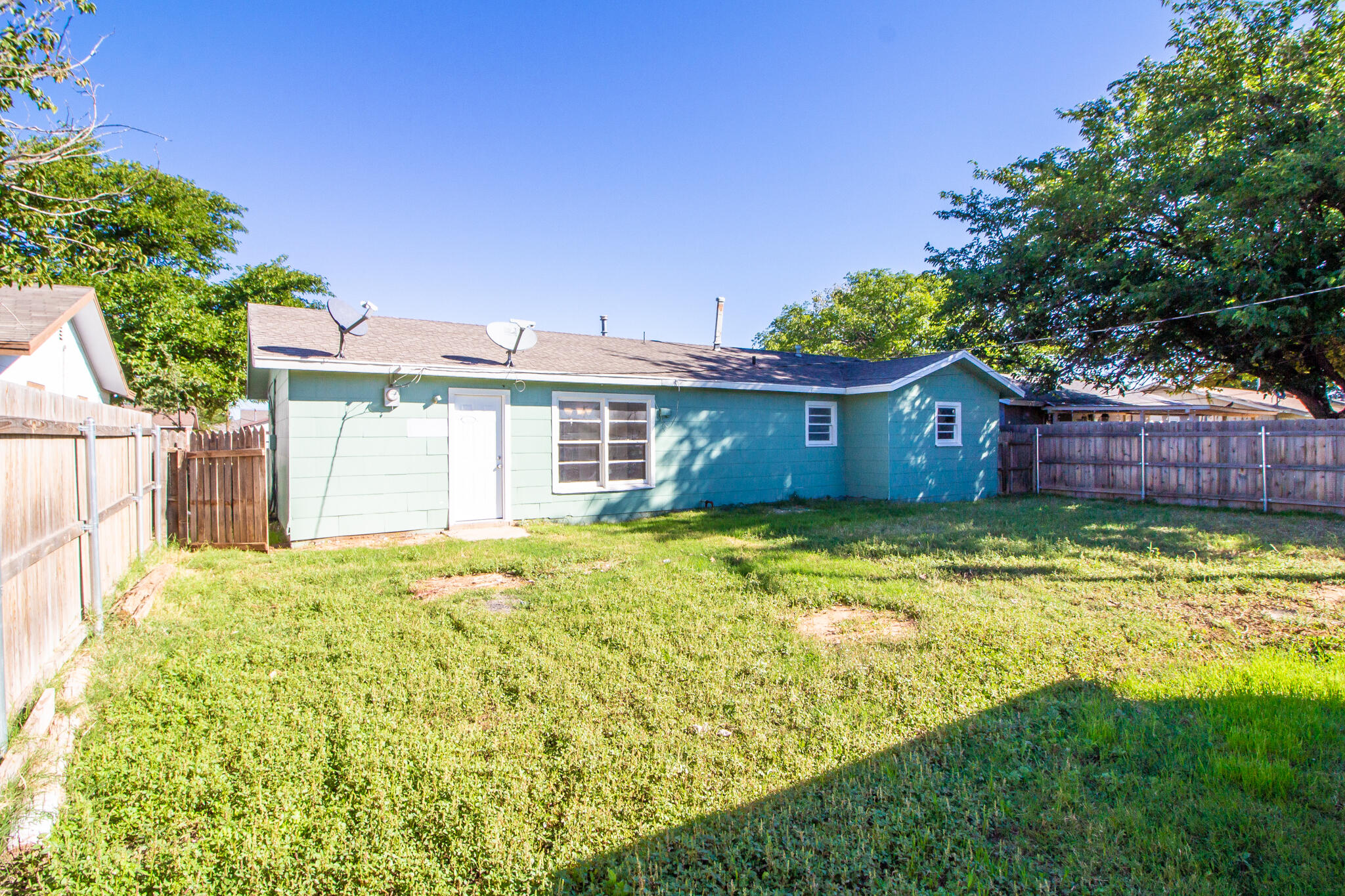1921 73rd Street Lubbock, TX 79423 - Photo 13 of 13 IMG_1381