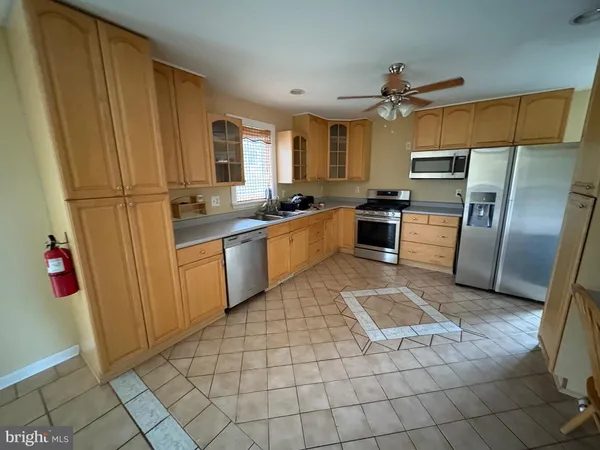 $2,599 | 394 Croshaw Road, Unit A, Wrightstown, NJ 08562