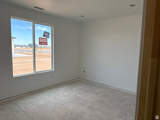 4987 North 970th East Enoch, UT 84721 - Photo 6 of 14 View of empty room