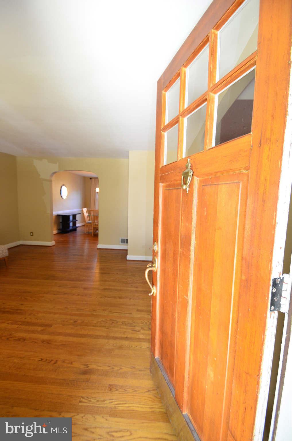 244 Brandon Road Baltimore, MD 21212 - Photo 4 of 30 Interior (General)