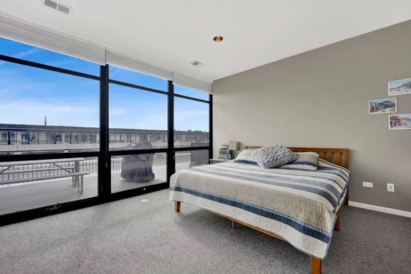 $429,999 | 1070 West 15th Street, Unit 349, Chicago, IL 60608