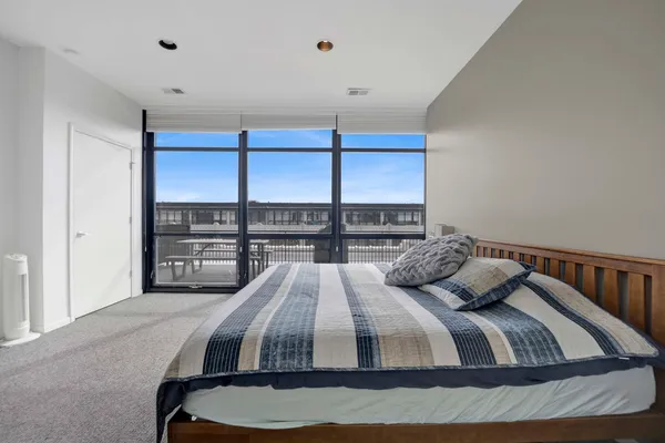 $429,999 | 1070 West 15th Street, Unit 349, Chicago, IL 60608