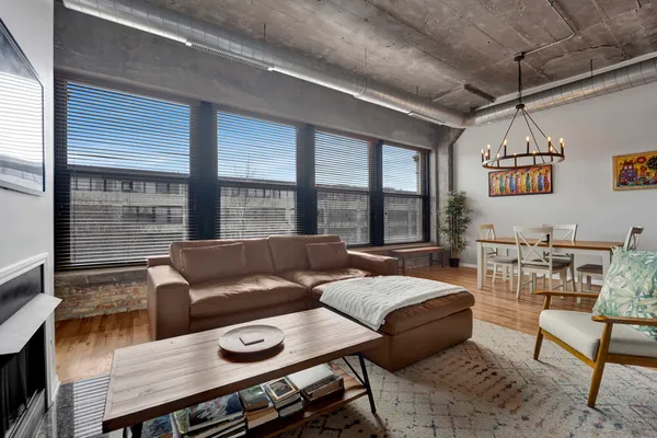 $429,999 | 1070 West 15th Street, Unit 349, Chicago, IL 60608