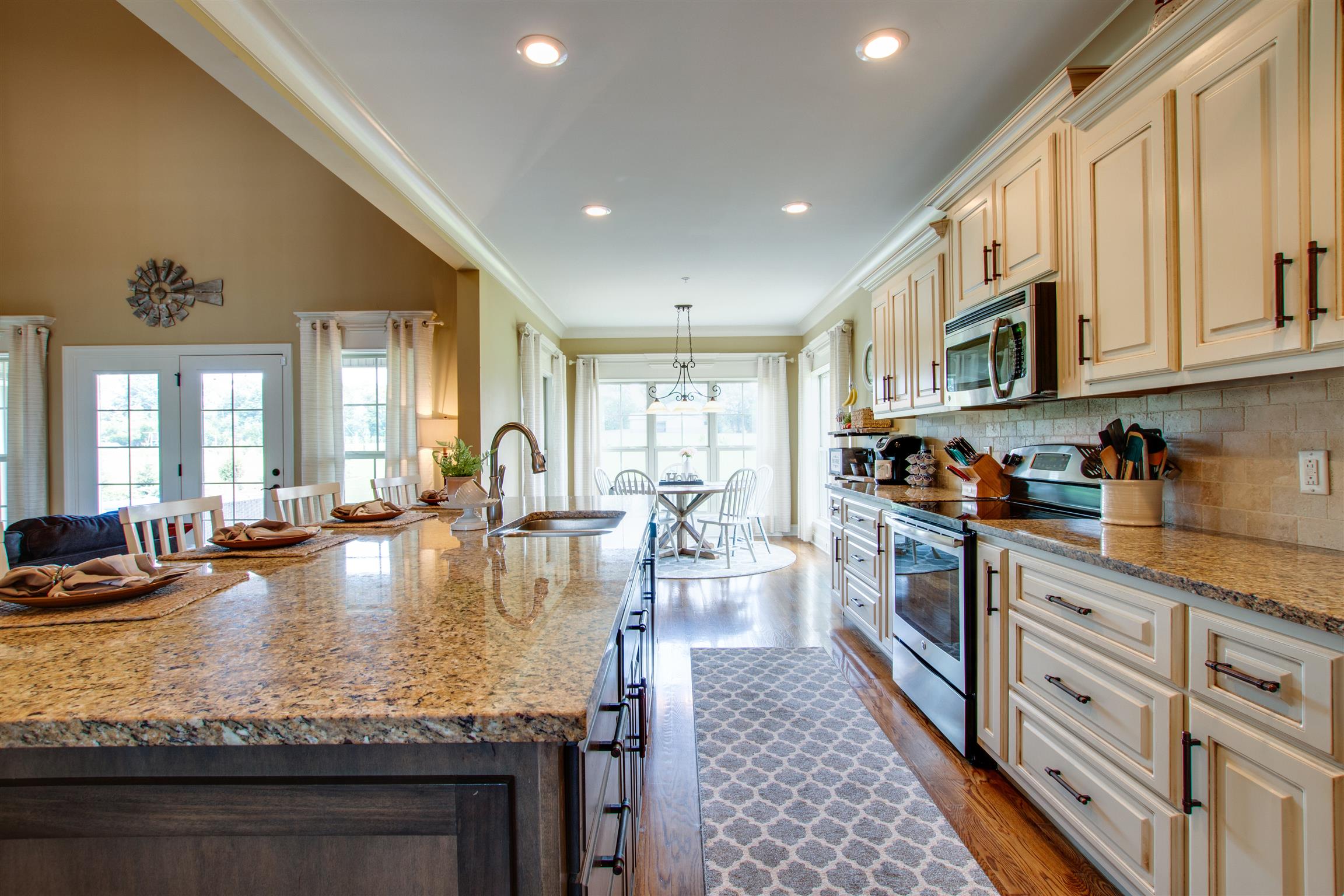 9610 Mona Road Murfreesboro, TN 37129 - Photo 10 of 30 Granite counter tops, stainless steel appliances, LOTS of counter space and cabinets for storage!
