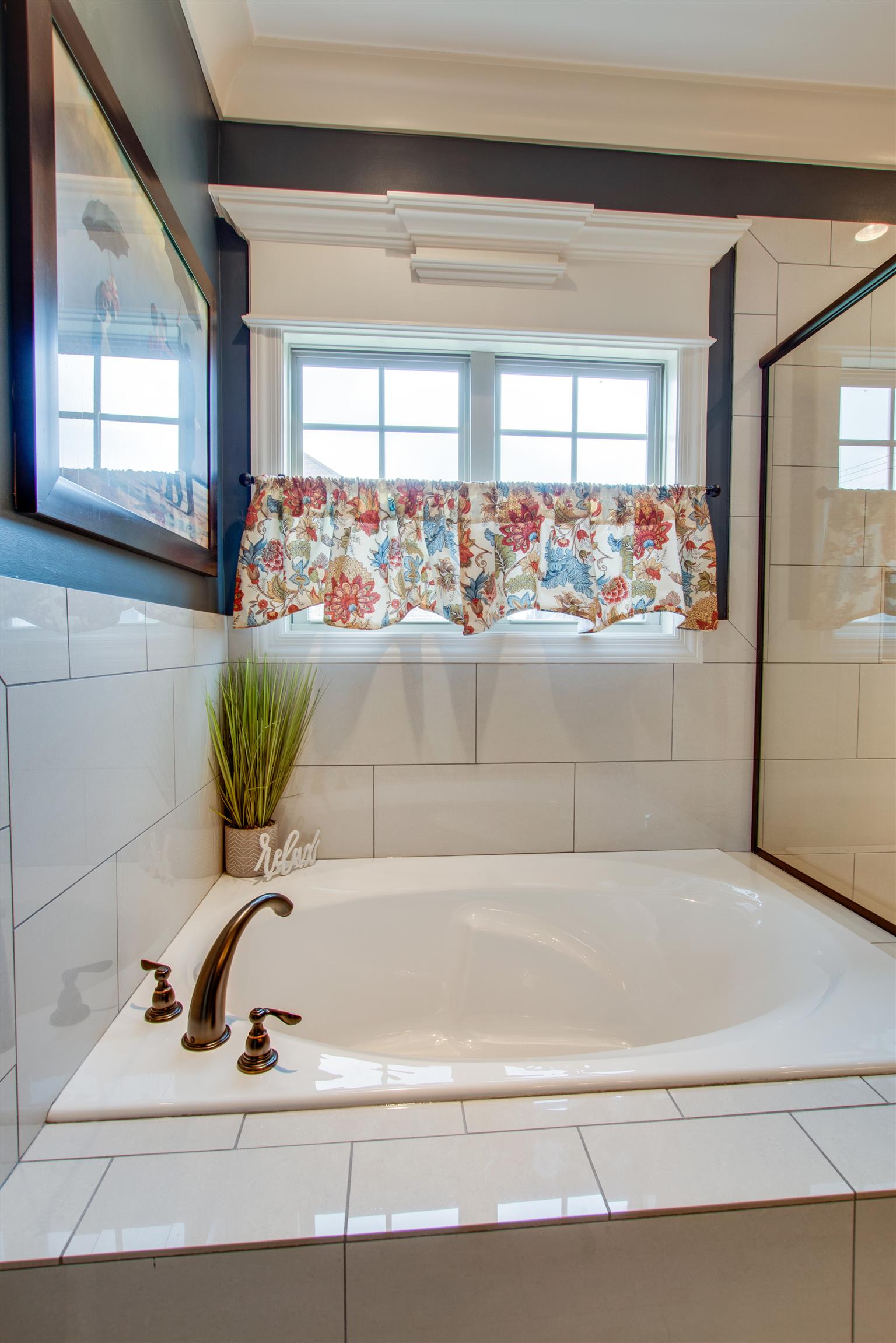 9610 Mona Road Murfreesboro, TN 37129 - Photo 15 of 30 XL Soaking tub, and walk-in shower in Master Bathroom!