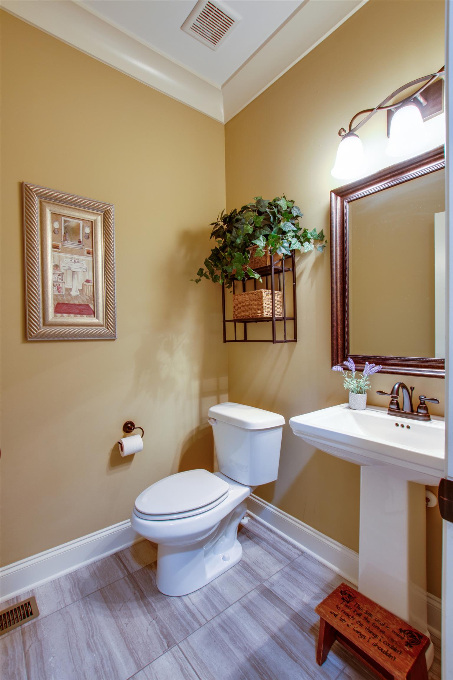 9610 Mona Road Murfreesboro, TN 37129 - Photo 16 of 30 Spacious half-bath on main floor