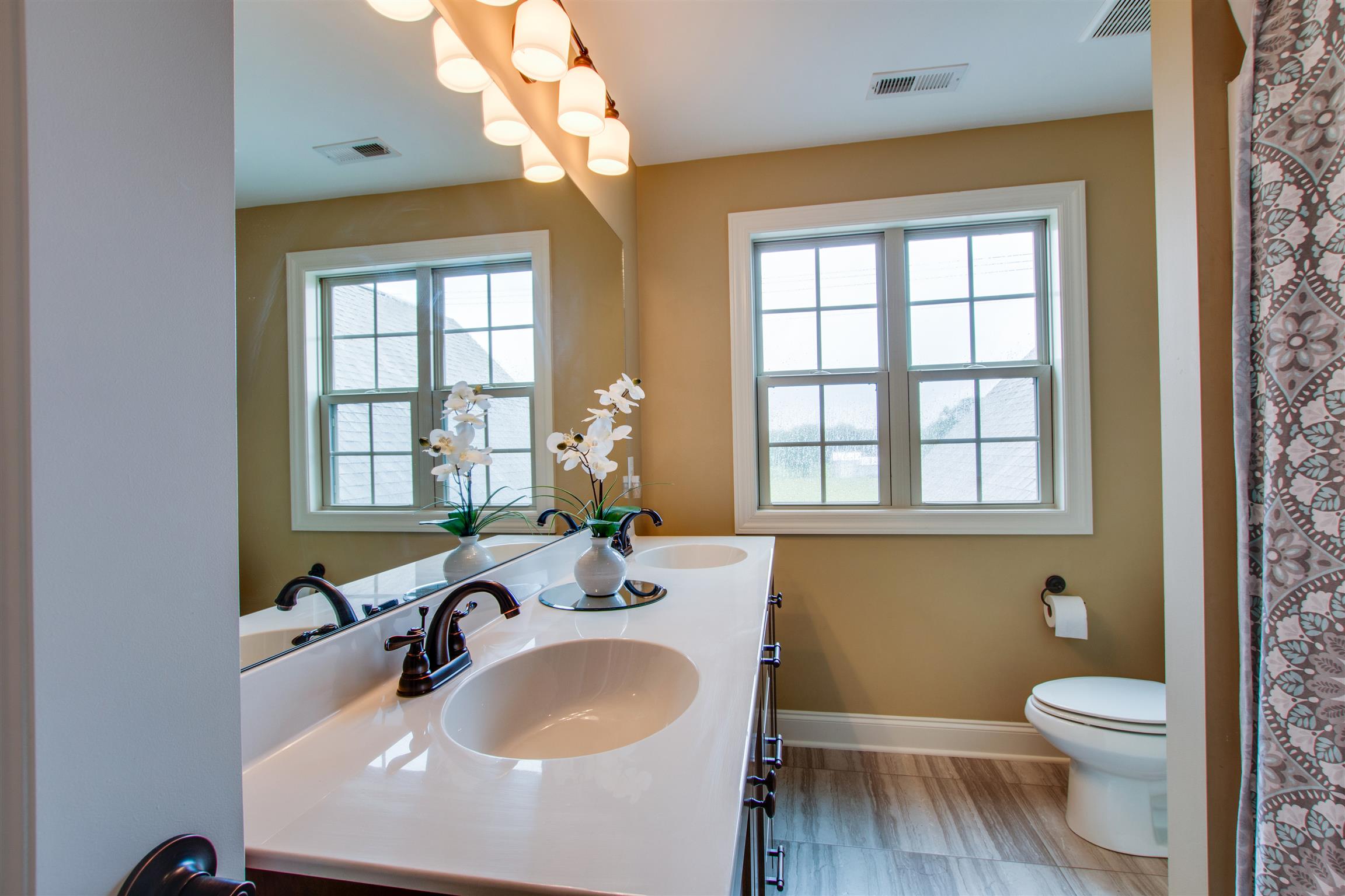 9610 Mona Road Murfreesboro, TN 37129 - Photo 20 of 30 Full bathroom #2, another double vanity!