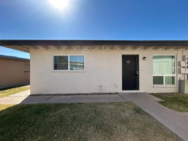 $1,199 | 859 South Ext Road, Mesa, AZ 85210