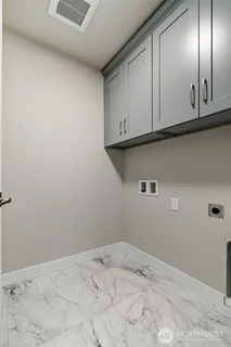 $629,000 | 12902 South Yakima Avenue, Tacoma, WA 98444