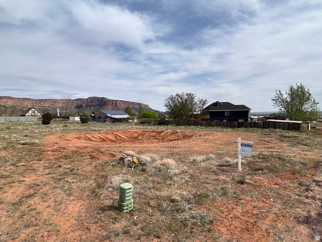 740 Elm Street, Unit 12 Hildale, UT 84784 - Photo 10 of 11 View of yard with a mountain view