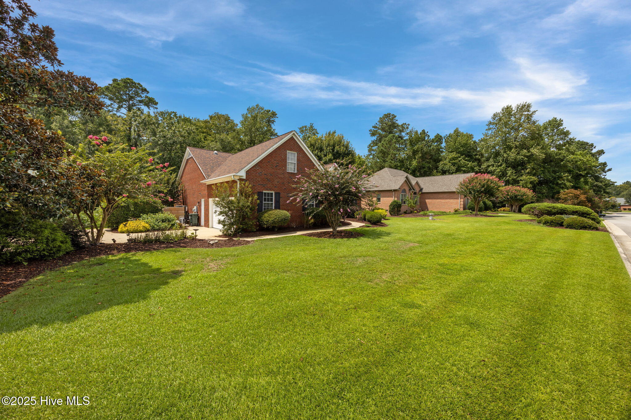 304 Emmen Road New Bern, NC 28562 - Photo 26 of 45 Exterior Front