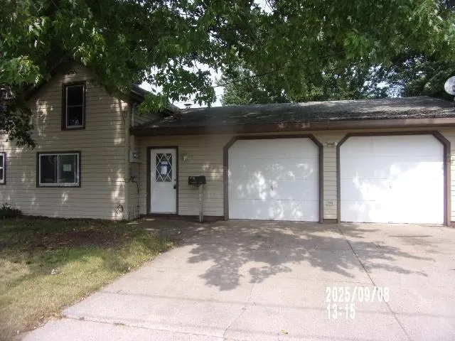 $127,900 | 113 Fourth Street Southwest, Melrose, MN 56352