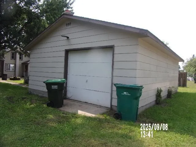 $127,900 | 113 Fourth Street Southwest, Melrose, MN 56352