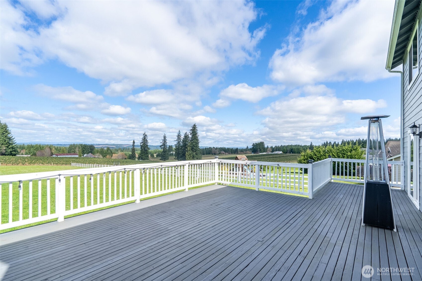 140 Garrett Loop Chehalis, WA 98532 - Photo 34 of 38 a view of a balcony with wooden floor