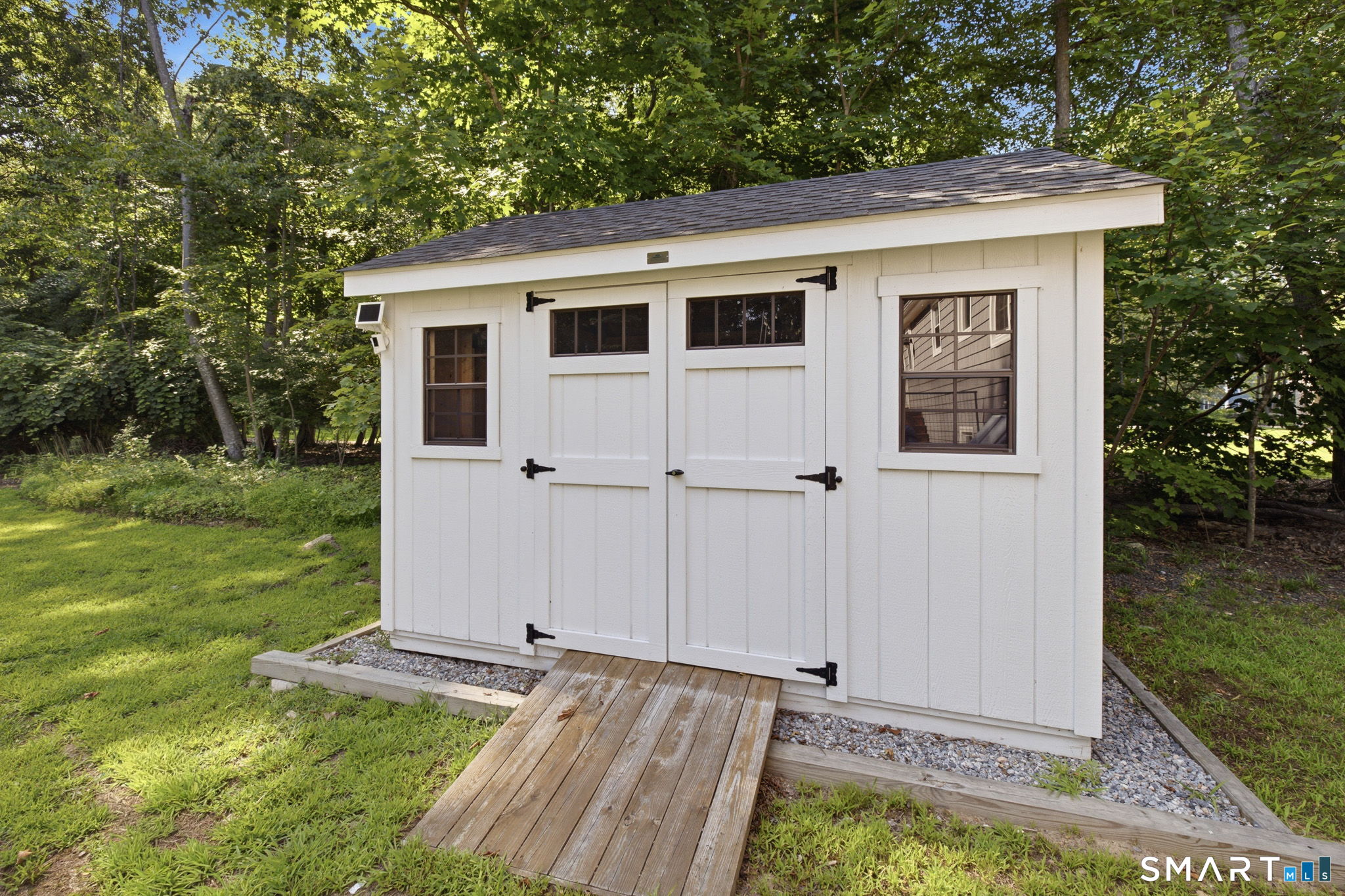 99 Cow Hill Road Clinton, CT 06413 - Photo 3 of 32 Gallery Image 3