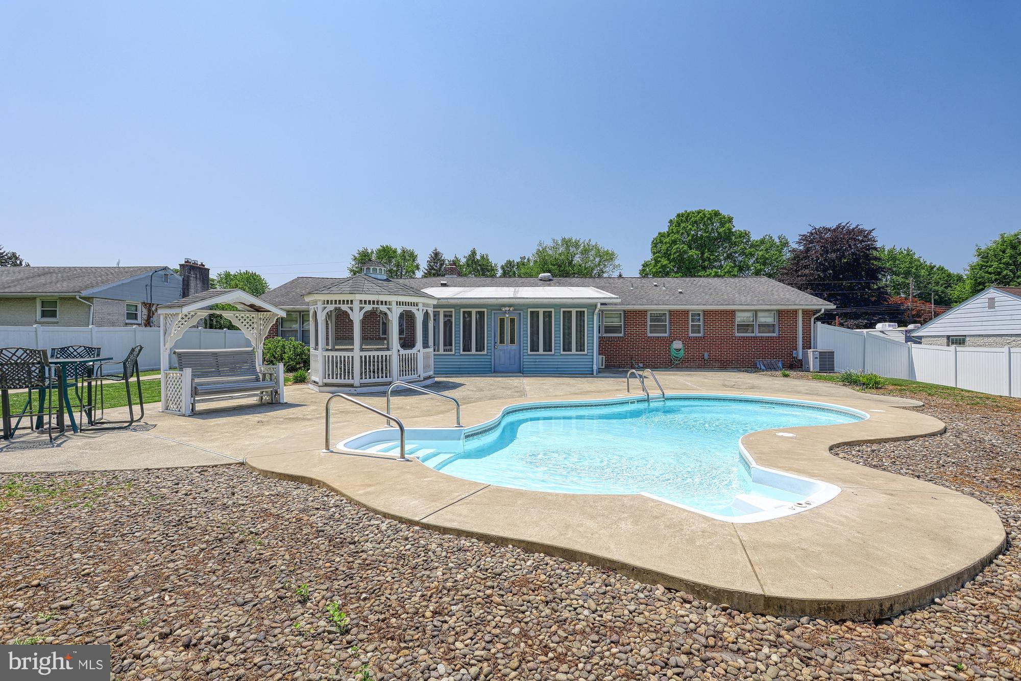 3431 Willow Road Dover, PA 17315 - Photo 11 of 72 Gallery Image 11