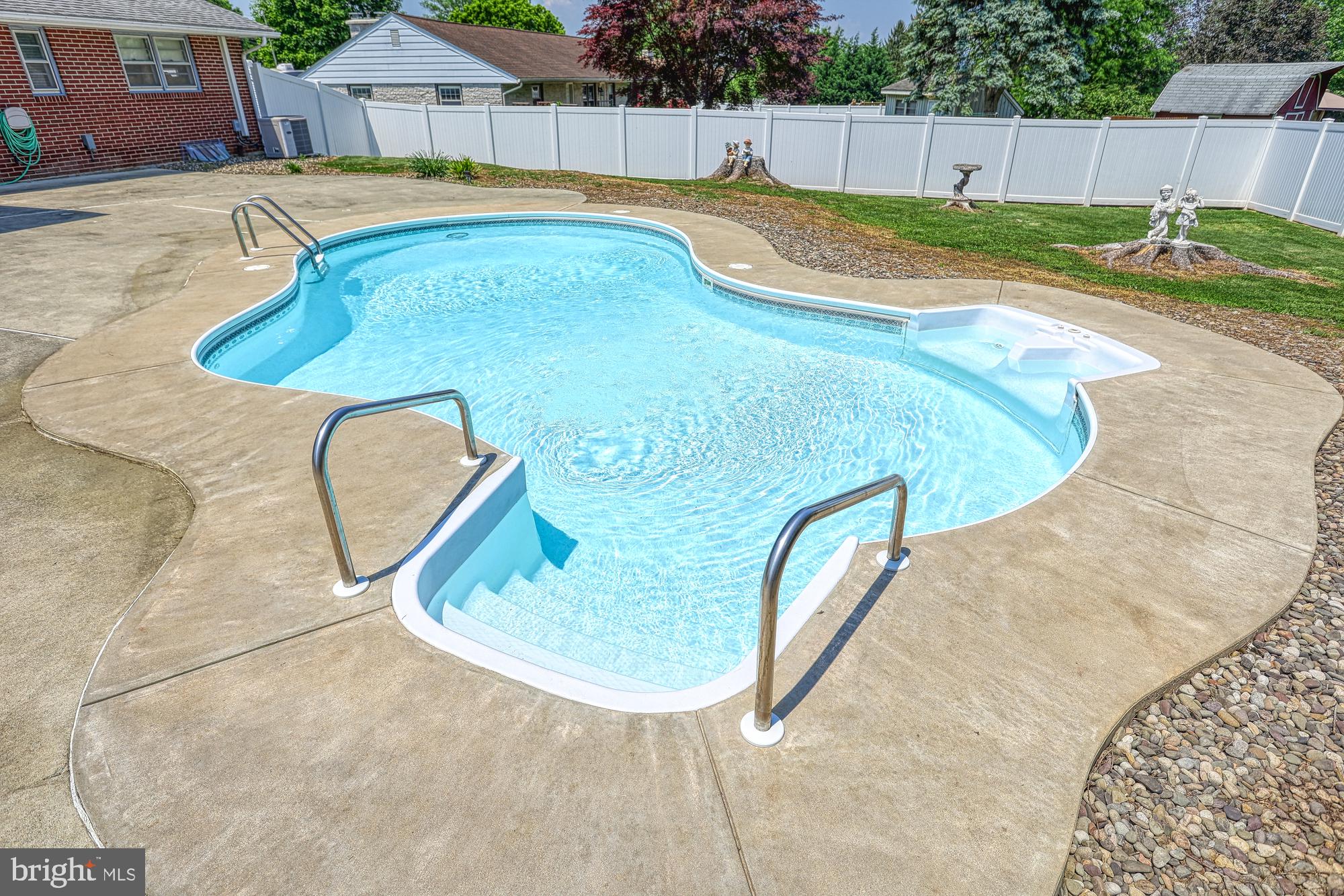 3431 Willow Road Dover, PA 17315 - Photo 15 of 72 Gallery Image 15