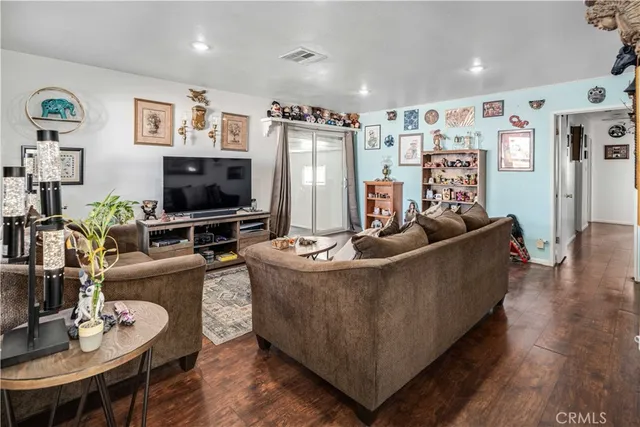 $415,000 | 43848 Fern Avenue, Lancaster, CA 93534