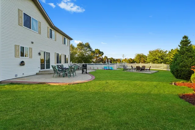 $440,000 | 1514 Spring Oaks Drive, Joliet, IL 60431