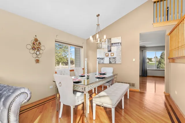 $440,000 | 1514 Spring Oaks Drive, Joliet, IL 60431