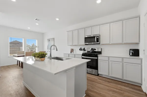 $299,999 | 17719 Winfall Drive, Crosby, TX 77532