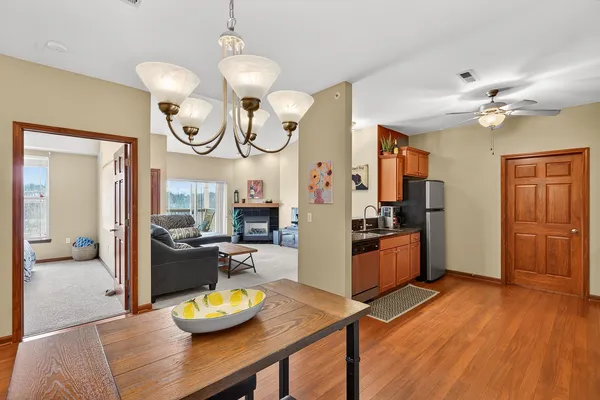 $279,900 | 230 Hilldale Drive, Unit 1304, Hartford, WI 53027