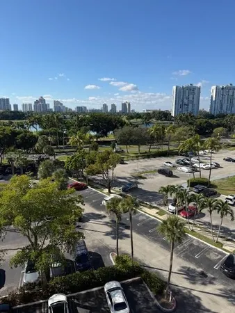 $2,900 | 3701 North Country Club Drive, Unit 706, Aventura, FL 33180