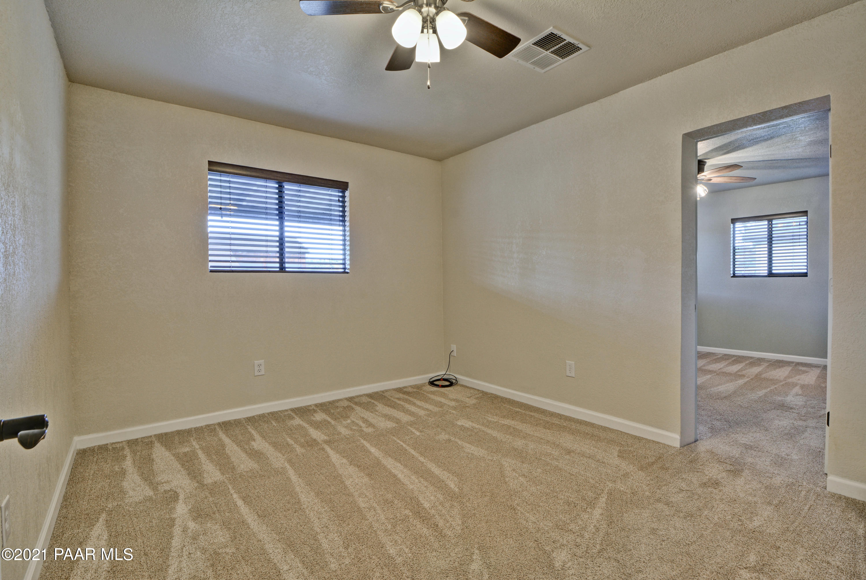 18603 Jerry Holbrook Road Peeples Valley, AZ 86332 - Photo 19 of 42 Jerry Holbrook (22)