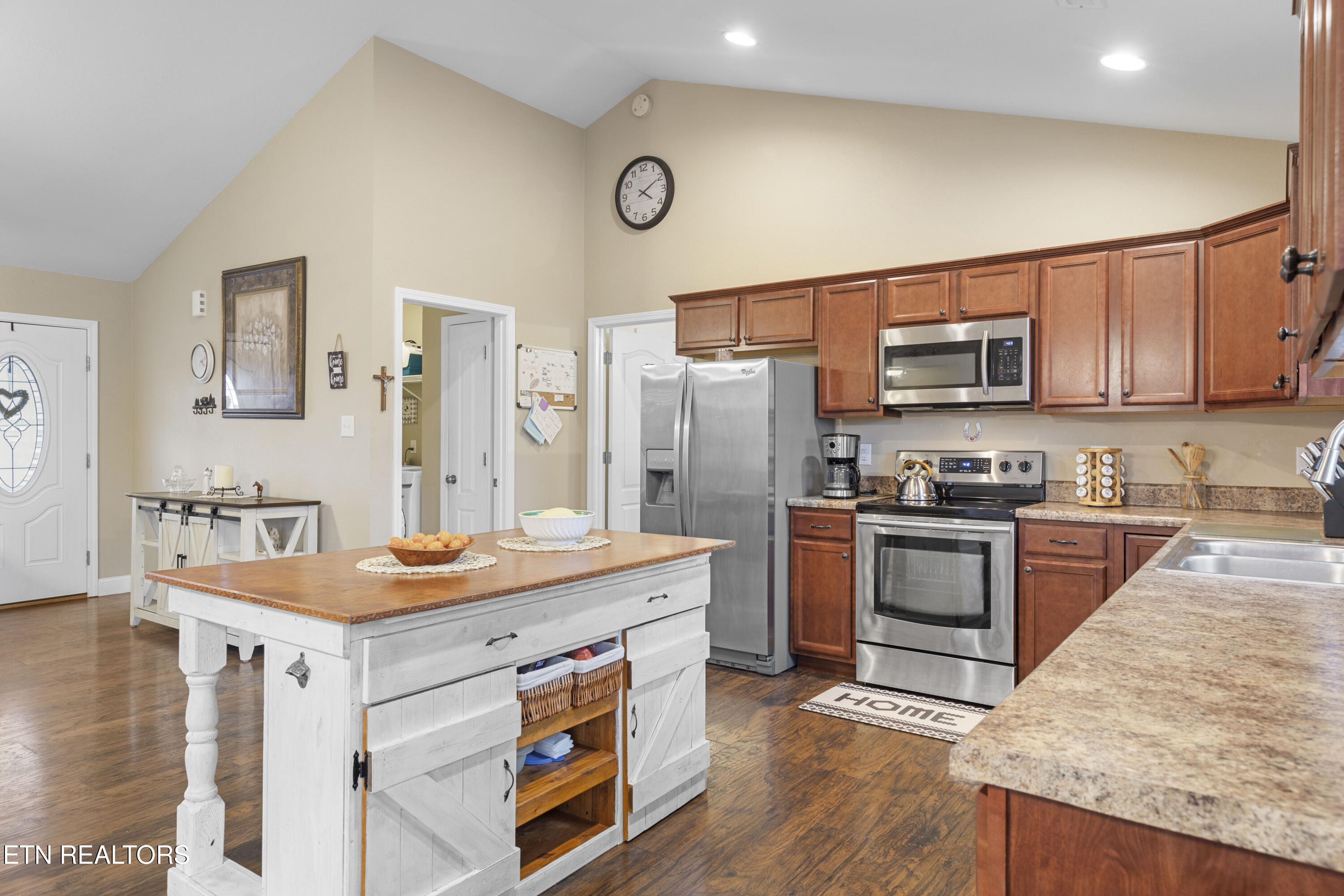 5433 Old Niles Ferry Road Maryville, TN 37801 - Photo 13 of 38 030A0254