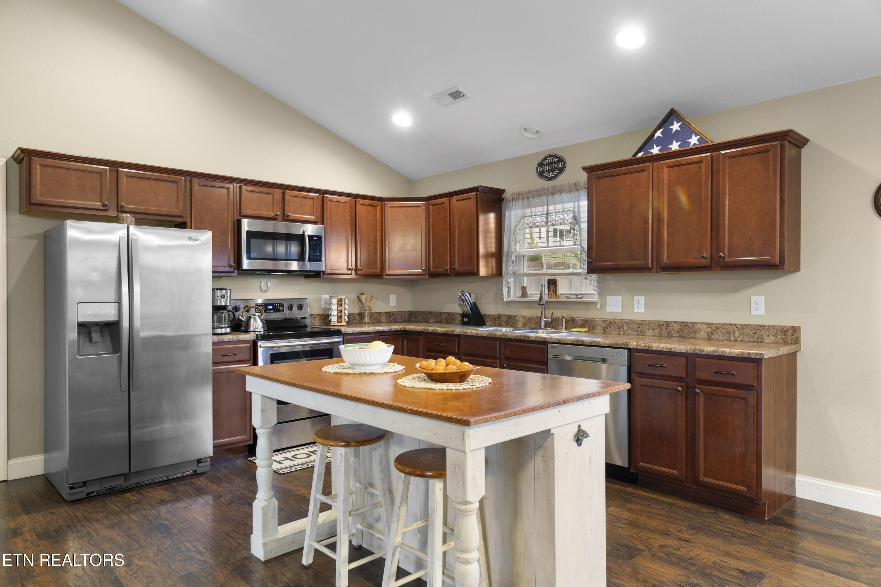 5433 Old Niles Ferry Road Maryville, TN 37801 - Photo 14 of 38 030A0054