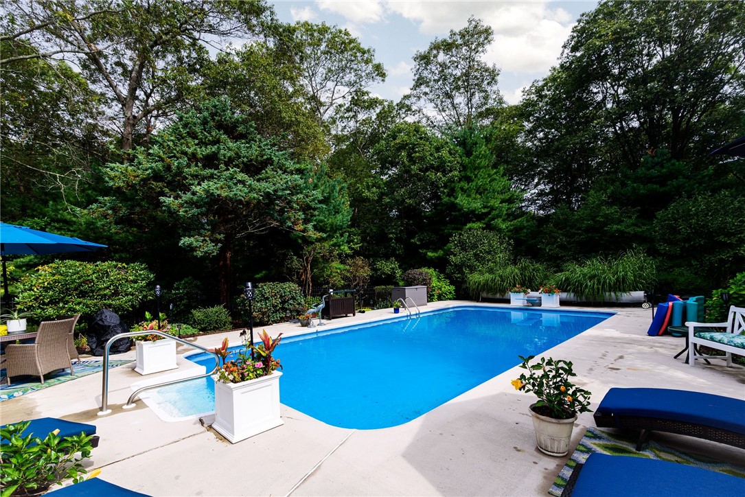 1840 Harkney Hill Road Coventry, RI 02816 - Photo 45 of 50 Gallery Image 45