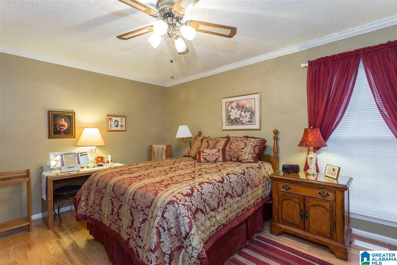 2811 Pinecrest Lane Moody, AL 35004 - Photo 13 of 30