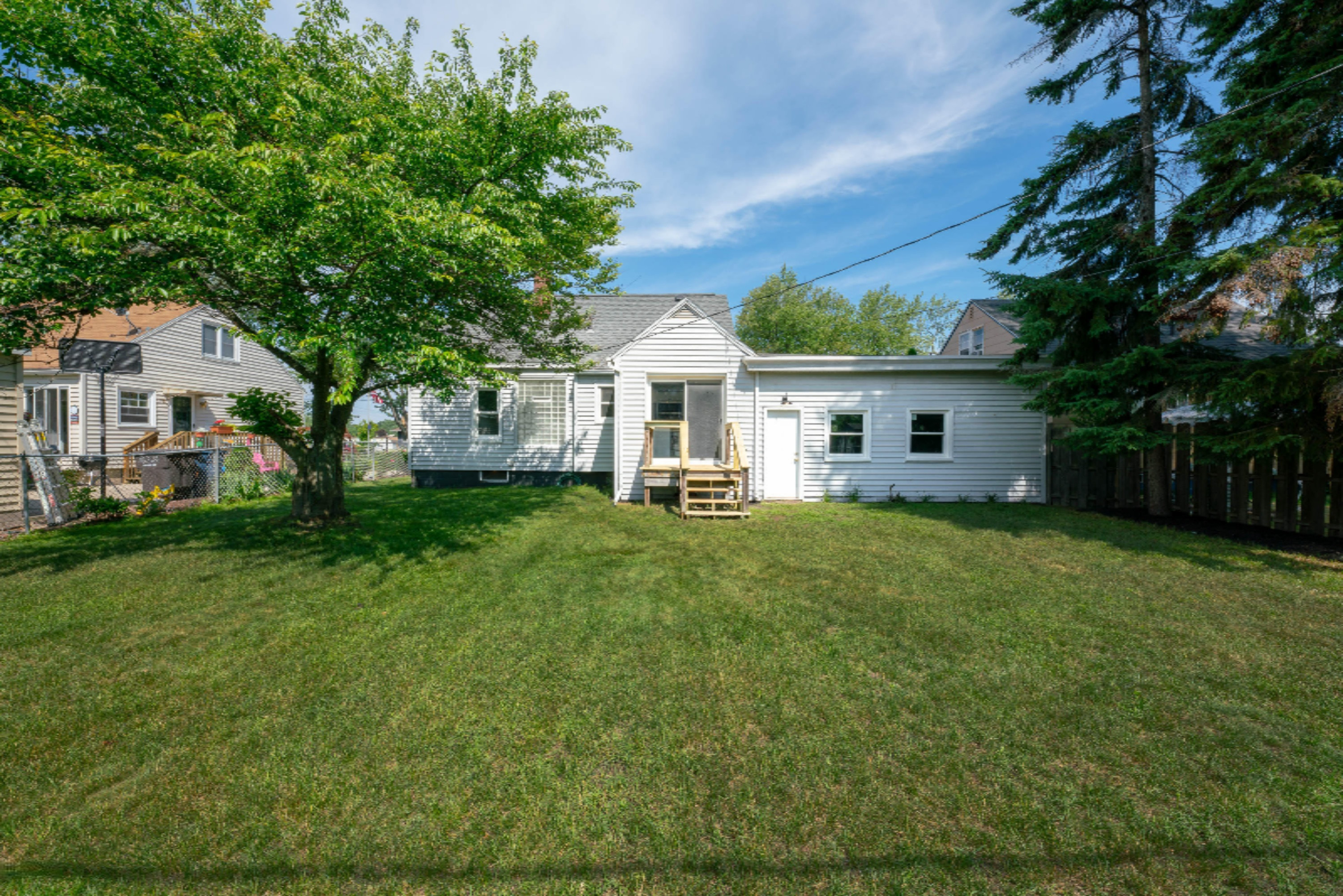 3068 Roosevelt Road Muskegon, MI 49441 - Photo 42 of 43 3068 Roosevelt Road-43