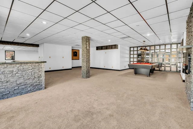 a view of yard with tree